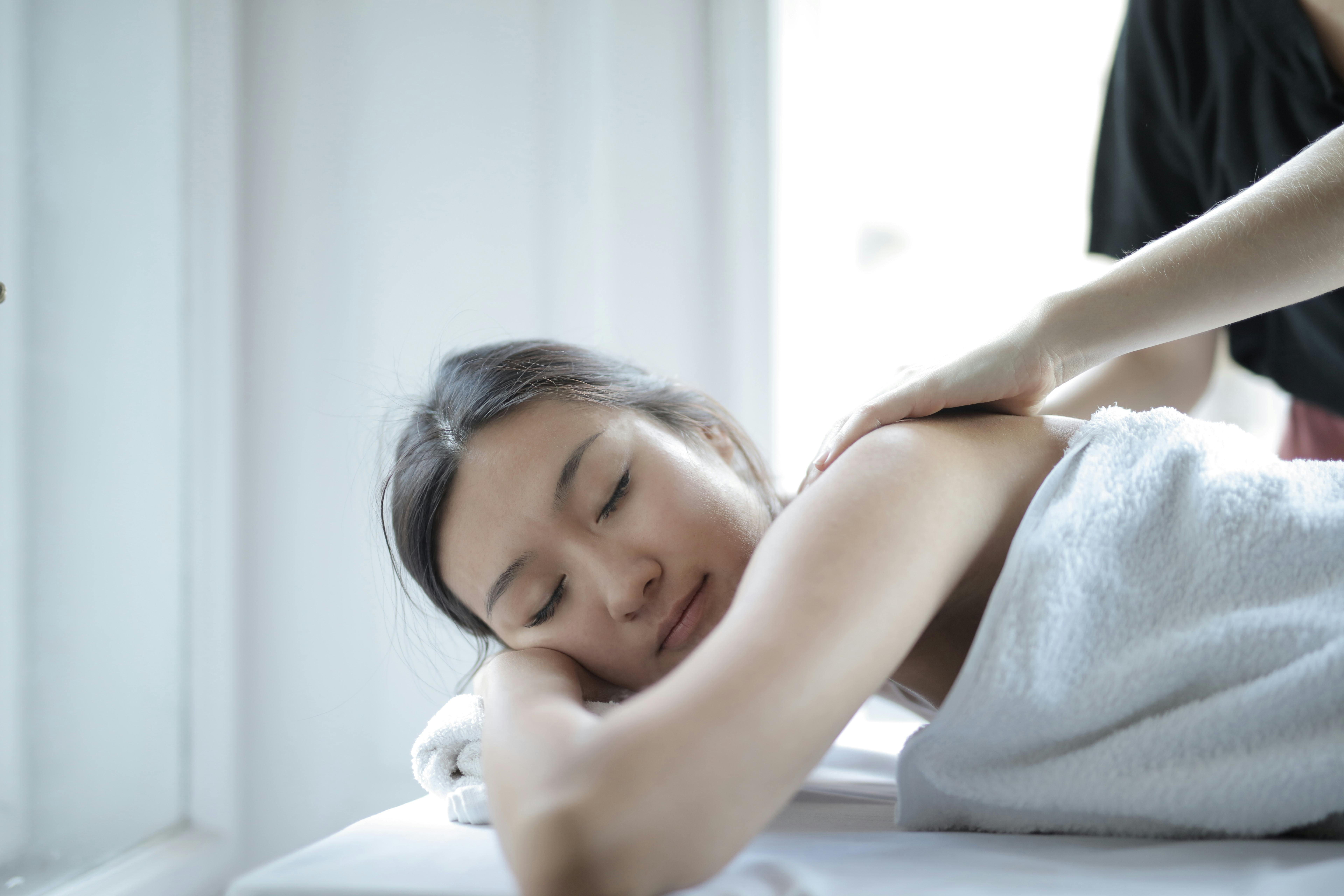 Mastering Intimacy: The Benefits of Tantric Massage for Couples Explained